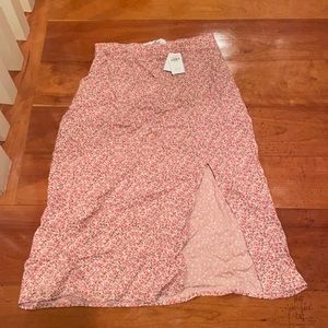 MIDI floral skirt with slit